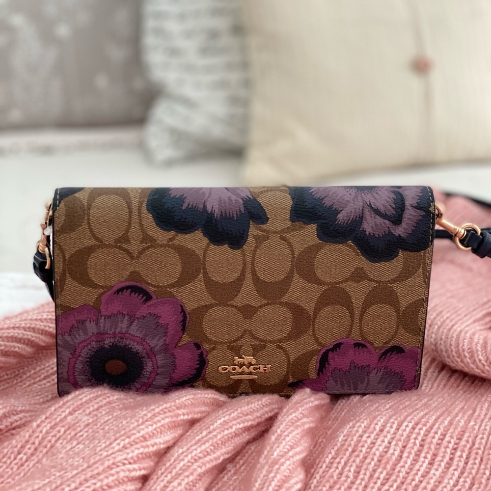 🆕 COACH | Purple Floral Purse BOXED - Picture 10 of 16